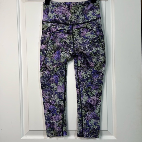 Lululemon Fast & Free Cropped Leggings Purple Iris Size 4 Nulux Fabric - Picture 2 of 13